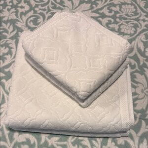 Peacock Alley Elegant White Bath Towel Set